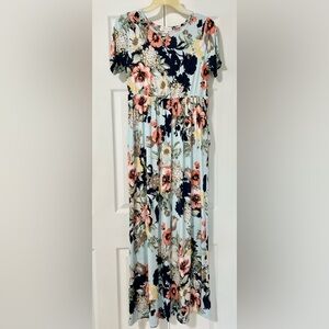 Hailey & co. Dress Woman size medium new condition maxi modest